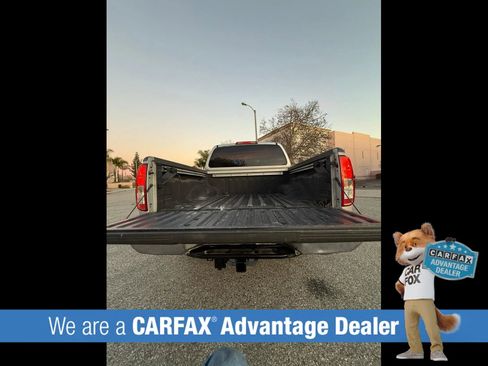 Used 2012 Nissan Frontier SV w/ SV Premium Utility Pkg image 9