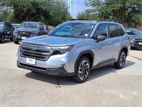 New 2025 Subaru Forester Premium image 2