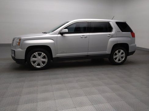 Used 2017 GMC Terrain SLE image 2