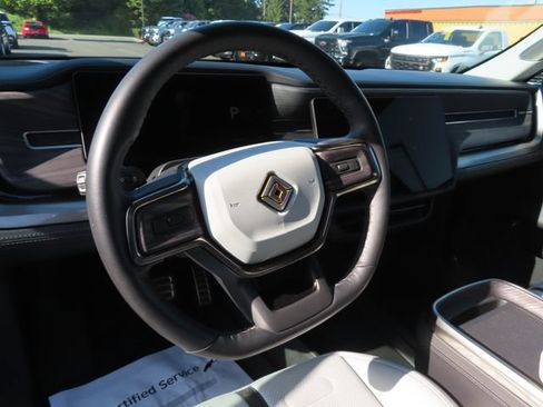 Used 2023 Rivian R1S Adventure AWD/4WD image 15