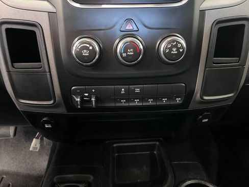 Used 2018 RAM 3500 Tradesman w/ Chrome Appearance Group AWD/4WD image 15