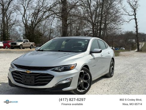 Used 2022 Chevrolet Malibu LT image 1