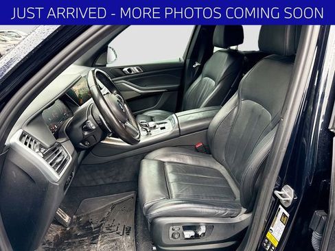 Used 2022 BMW X5 M50i w/ Executive Package image 14