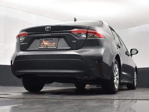 Used 2024 Toyota Corolla LE FWD image 13