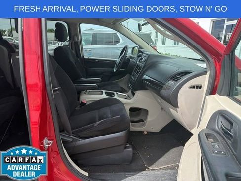 Used 2015 Dodge Grand Caravan SXT FWD image 11