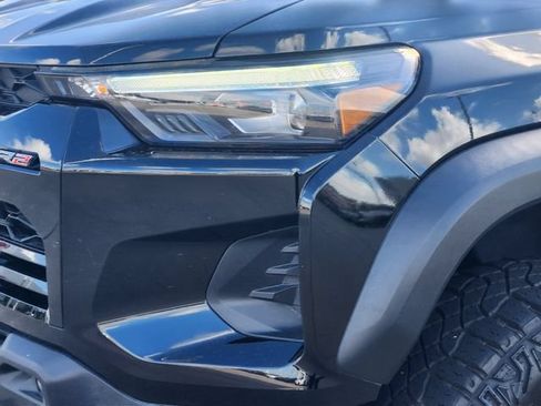 Used 2024 Chevrolet Colorado ZR2 w/ ZR2 Convenience Package III AWD/4WD image 9