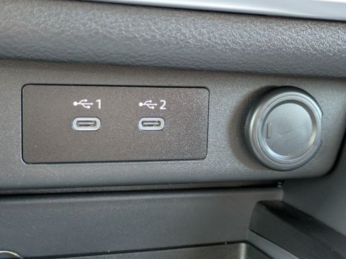 Used 2025 Nissan Rogue S FWD image 28