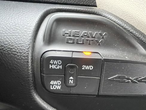 Used 2024 RAM 2500 Laramie image 16