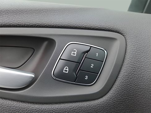 Used 2015 Ford Escape Titanium image 19