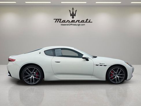 Certified 2024 Maserati GranTurismo Modena image 4