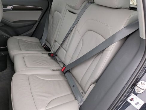 Used 2015 Audi Q5 2.0T Premium Plus w/ Technology Package image 27