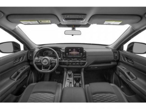 Used 2025 Nissan Pathfinder SV image 11