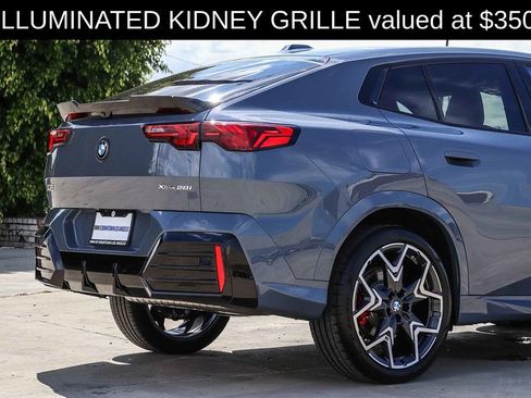 Used 2026 BMW X2 xDrive28i w/ M Sport Package AWD/4WD image 11
