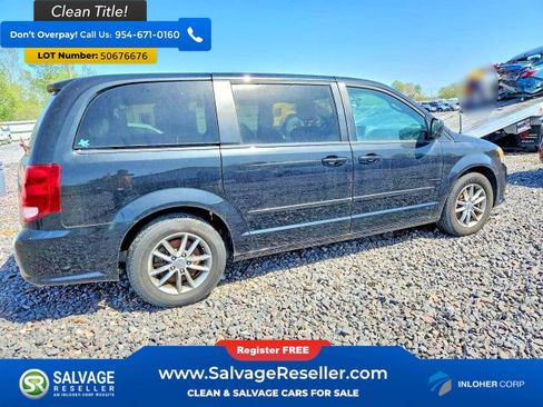 Used 2015 Dodge Grand Caravan SE image 4