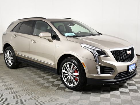 Used 2023 Cadillac XT5 Sportv AWD/4WD image 4