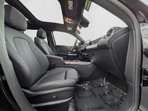 Certified 2025 Mercedes-Benz GLB 250 image 23