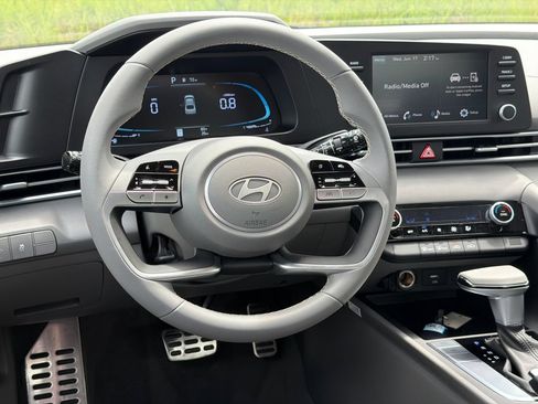 New 2026 Hyundai Elantra Sport FWD image 24