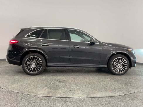 Used 2026 Mercedes-Benz GLC 300 4MATIC image 8