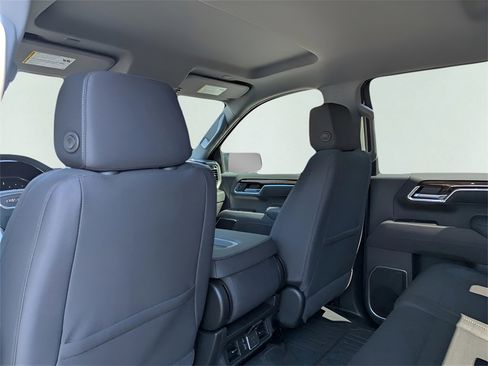 New 2026 GMC Sierra 1500 Elevation image 18