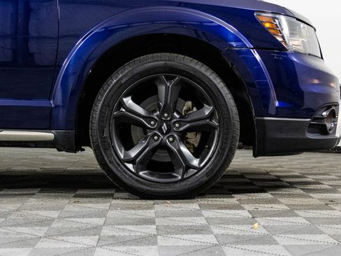 Used 2019 Dodge Journey Crossroad image 39