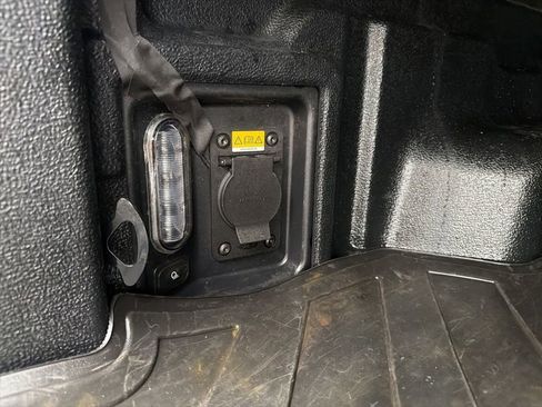 Certified 2024 Ford Maverick XLT w/ XLT Luxury Package image 41