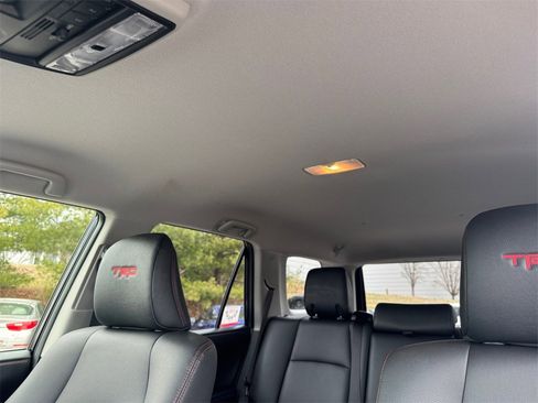 Used 2019 Toyota 4Runner TRD Off-Road Premium image 13