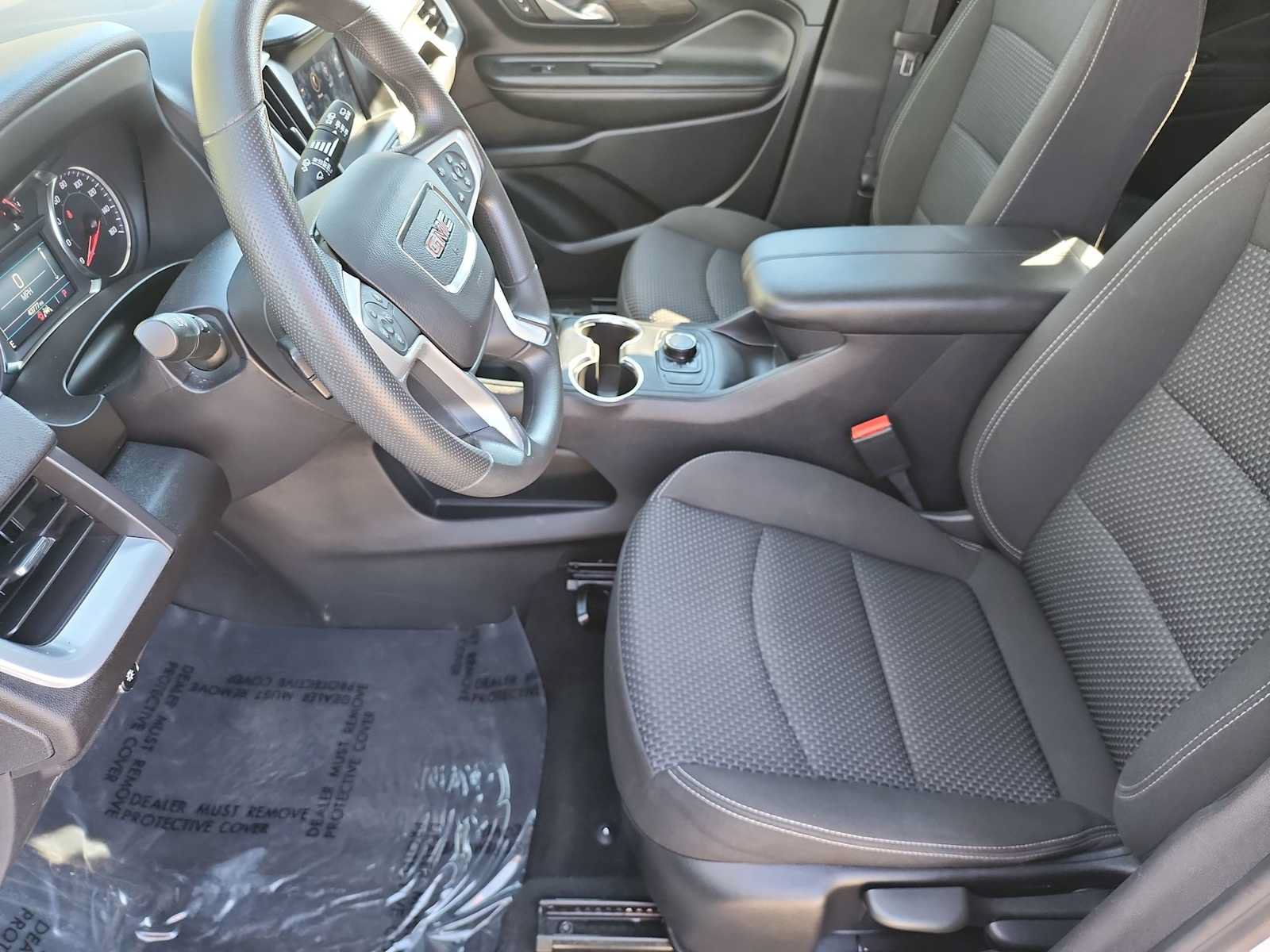 Used 2024 GMC Terrain SLE FWD image 18