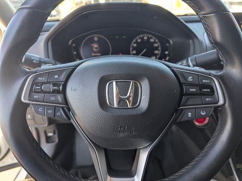 Used 2019 Honda Accord Touring image 20