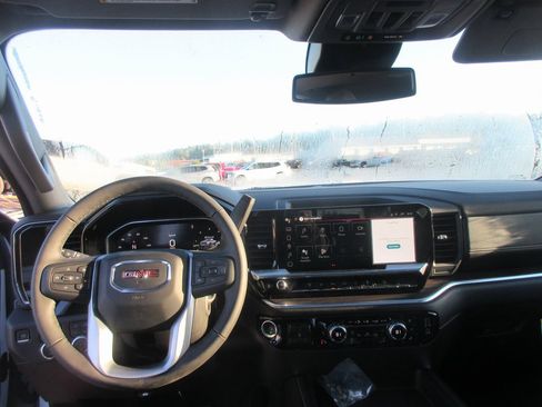 New 2026 GMC Sierra 2500 SLT w/ SLT Premium Package image 17