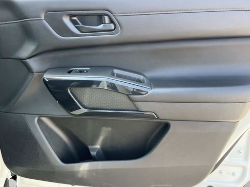 Used 2023 Nissan Pathfinder SV FWD image 20