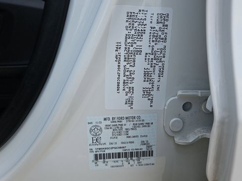 Used 2023 Ford Explorer ST w/ Technology Package image 35