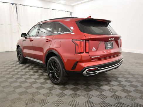 Certified 2023 Kia Sorento SX AWD/4WD image 5