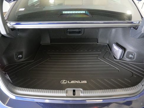 Used 2025 Lexus ES 350 w/ Premium Package FWD image 30
