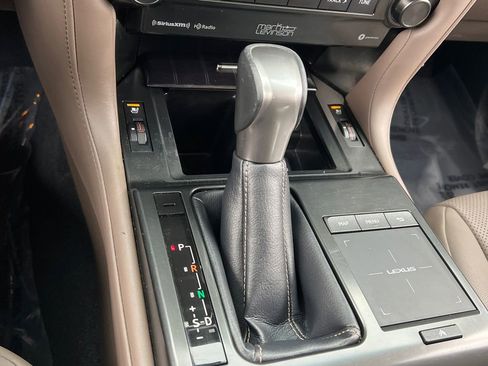 Used 2022 Lexus GX 460 Premium w/ Premium Plus Package image 24