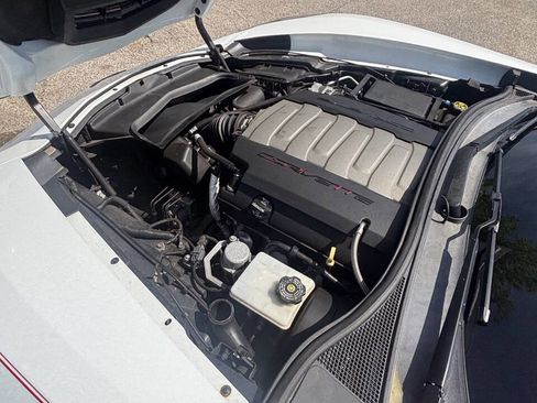 Used 2016 Chevrolet Corvette Stingray Coupe w/ Carbon Flash Badge Package image 24