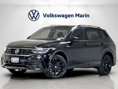 Certified 2022 Volkswagen Tiguan SE R-Line