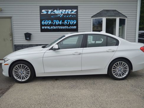 Used 2015 BMW 328i xDrive Sedan AWD/4WD image 2