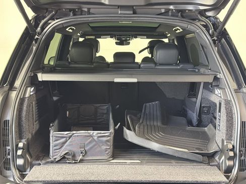 New 2026 Land Rover Range Rover Long Wheelbase SE image 29