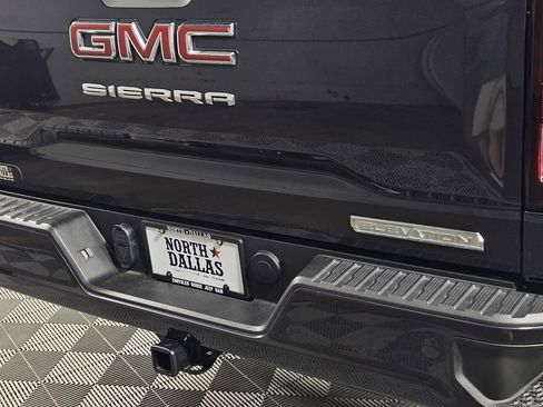Used 2025 GMC Sierra 1500 Elevation image 5