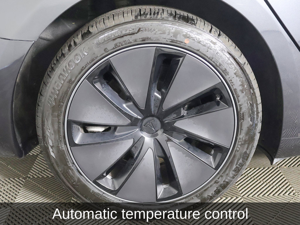 Used 2025 Tesla Model 3 Long Range RWD image 26