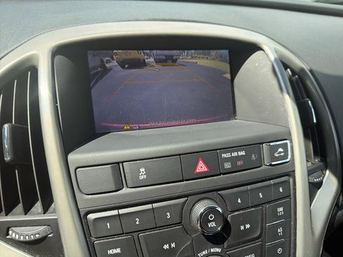 Used 2016 Buick Verano Premium FWD image 16