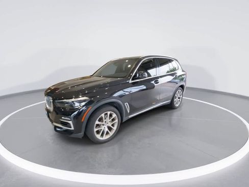 Used 2021 BMW X5 xDrive40i w/ Premium Package 2 AWD/4WD image 4