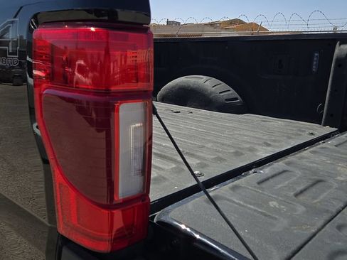Used 2022 Ford F250 Platinum AWD/4WD image 21