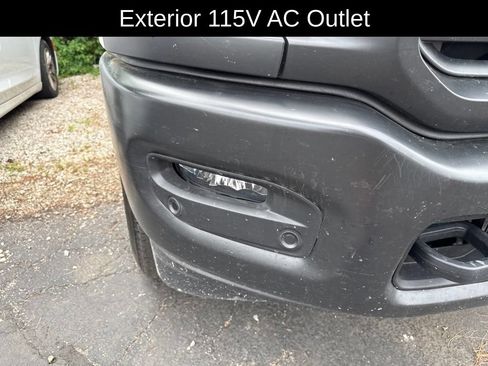Used 2025 RAM 2500 Tradesman AWD/4WD image 16