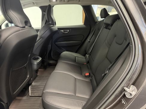 Used 2023 Volvo XC60 B5 Plus w/ Protection Package Premier AWD/4WD image 23