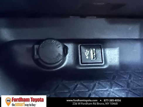 Certified 2025 Toyota RAV4 XLE AWD/4WD image 24