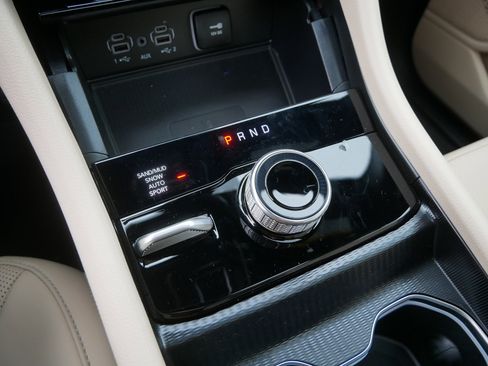 New 2025 Jeep Grand Cherokee Limited w/ Luxury Tech Group II image 14