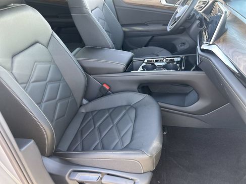 New 2026 Volkswagen Atlas SE FWD image 7