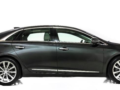 Used 2017 Cadillac XTS Luxury w/ Driver Awareness Package FWD image 5