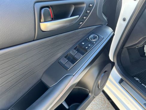 Used 2023 Lexus IS 350 F Sport image 12